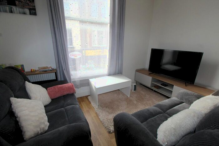 1 Bedroom Flat For Sale In High Street, Bedford, MK40
