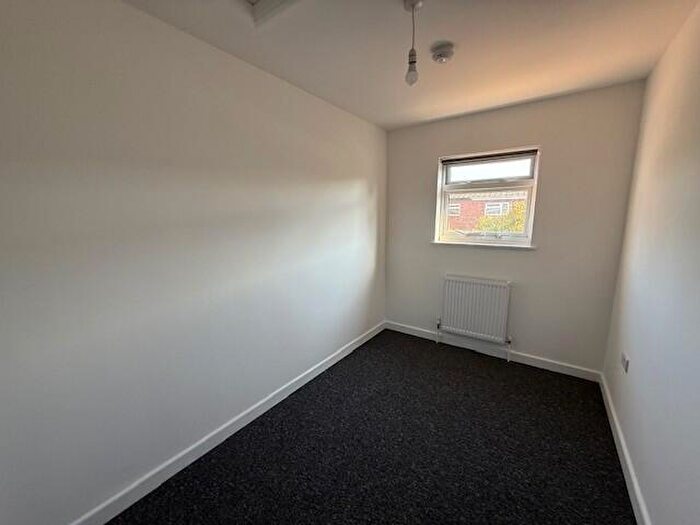 6 Bedroom Semi-Detached House For Sale In Honey Close, Norwich, Norfolk, NR1
