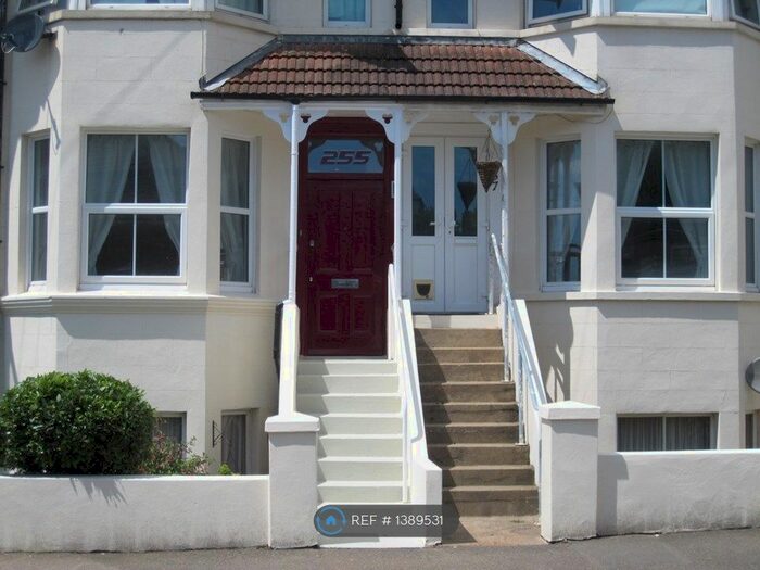 2 Bedroom Flat To Rent In London Road, Bexhill-On-Sea, TN39