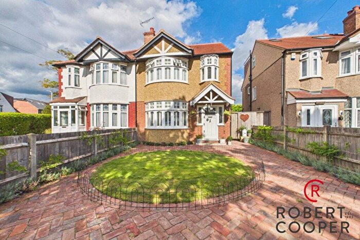 5 Bedroom Semi Detached House For Sale In Fairview, South Ruislip, HA4