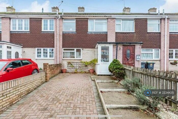 3 Bedroom Terraced House To Rent In New Hythe Lane, Larkfield, Aylesford, ME20