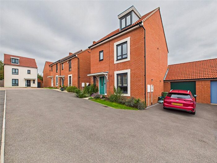 4 Bedroom Detached House For Sale In Faithfields Close, Hanham, BS15