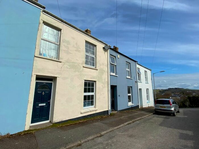 4 Bedroom Property To Rent In Merrill Place, Falmouth, TR11