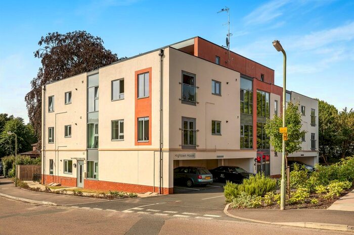 2 Bedroom Flat To Rent In Hightown Gardens, Banbury, OX16