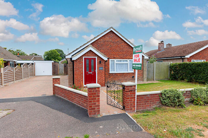 2 Bedroom Detached Bungalow For Sale In Black Street, Winterton-on-sea, NR29