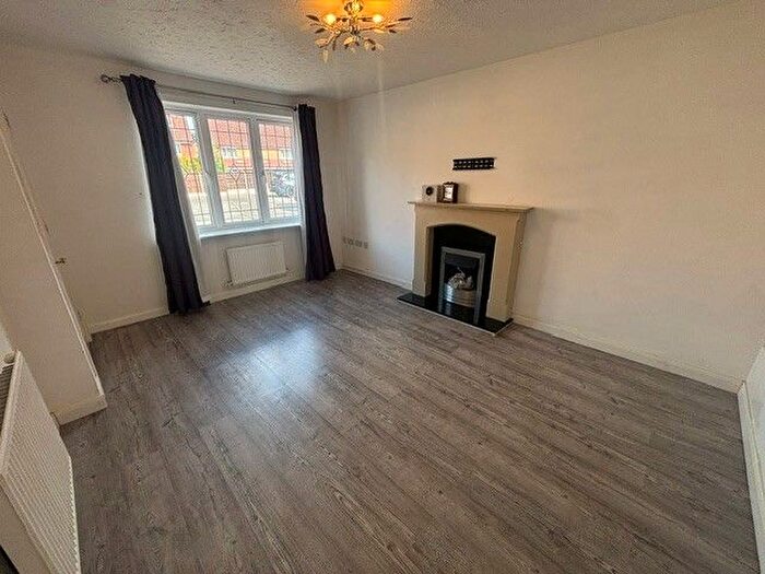 3 Bedroom Semi Detached House To Rent In Skipness Close, Derby, DE73