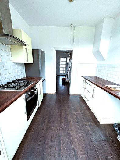 3 Bedroom Terraced House To Rent In Castle Drive, Ilford, IG4