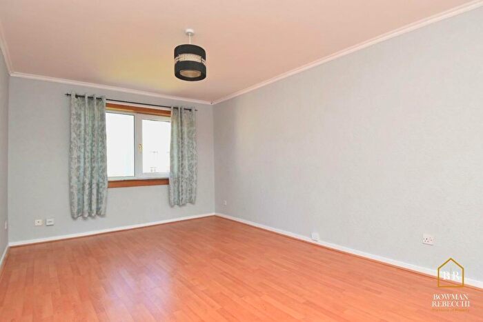 1 Bedroom Flat To Rent In Roxburgh Avenue, Inverclyde, Greenock, PA15