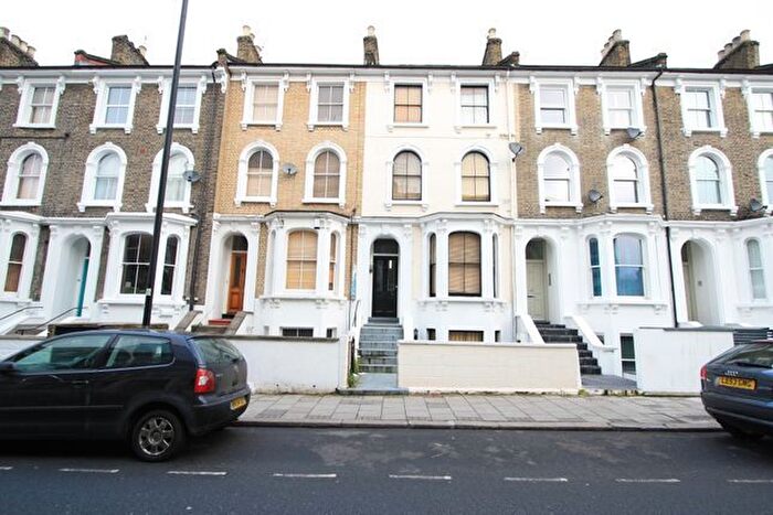 1 Bedroom Flat To Rent In Landor Road, Clapham, SW9