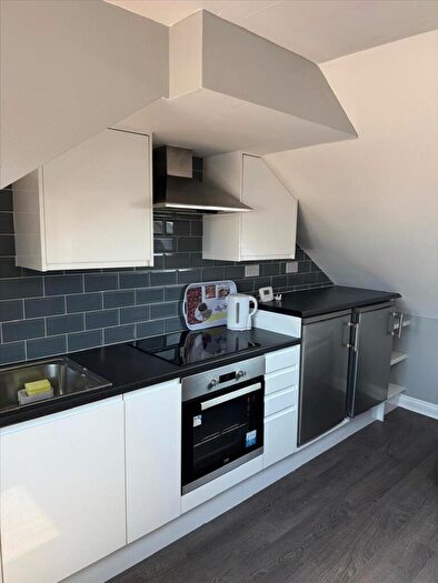 1 Bedroom Apartment To Rent In Billet Road, First Floor, London, E17