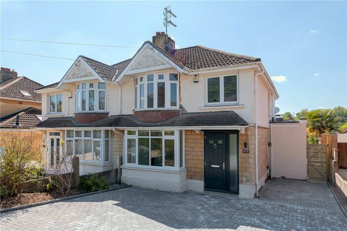 3 Bedroom Semi-Detached House To Rent In Newbridge Road, Bath, Somerset, BA1