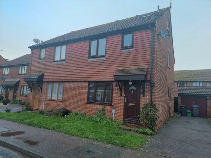 4 Bedroom House To Rent In Northwall Road, Deal, CT14