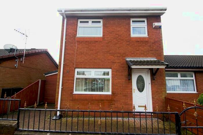 3 Bedroom Semi-Detached House To Rent In Elephant Lane, Thatto Heath, St Helens, WA9