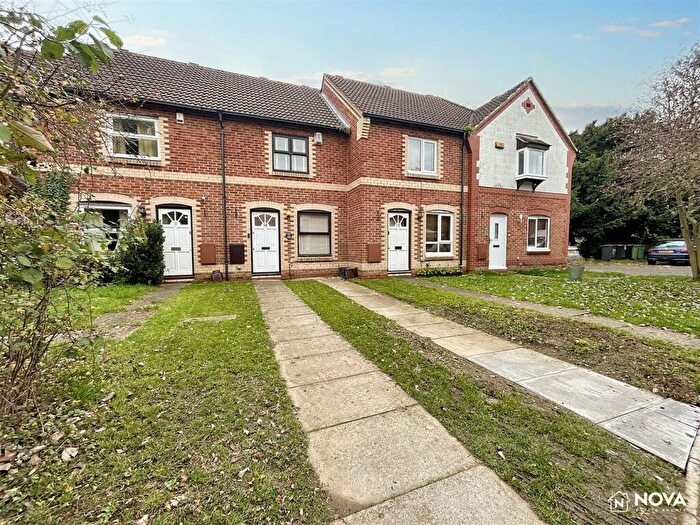 2 Bedroom Terraced House For Sale In Augustus Road, Hockliffe, LU7