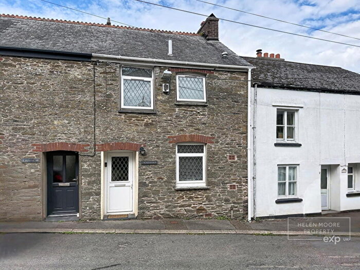 2 Bedroom Cottage For Sale In Tideford Road, Landrake, Cornwall, PL12