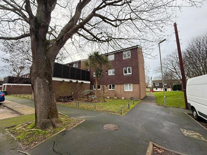 2 Bedroom Flat To Rent In Bittern Close, Gosport, PO12