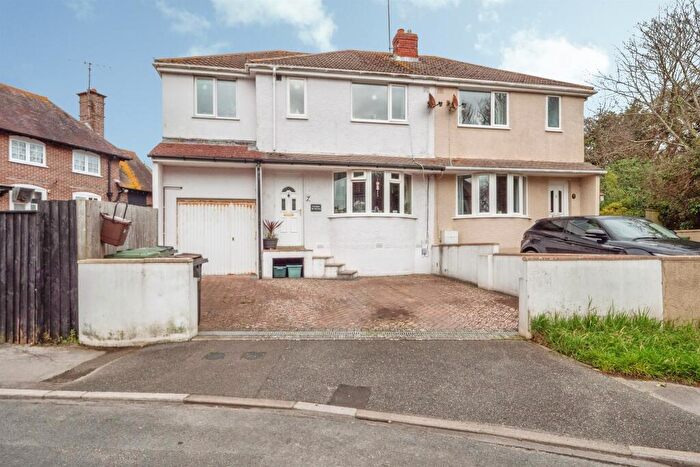 4 Bedroom Semi Detached House For Sale In Sudan Road, Weymouth, DT4