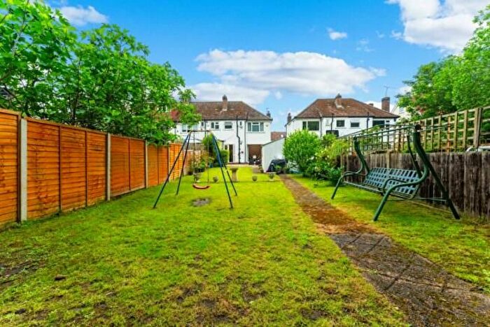 3 Bedroom End Of Terrace House To Rent In Hillcross Avenue, Morden, SM4