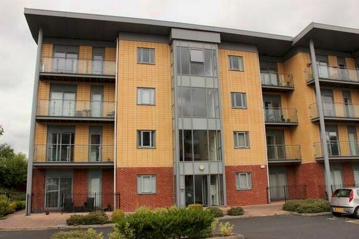 1 Bedroom Flat To Rent In Hollins Bank Court, Bolton Road, Blackburn, BB2