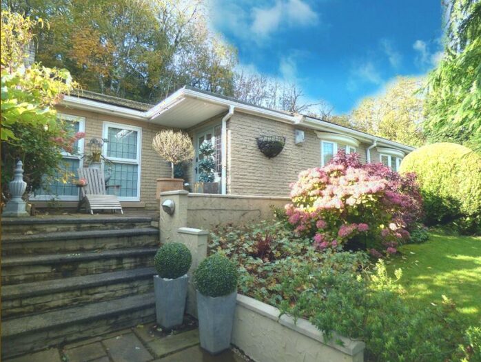 3 Bedroom Bungalow To Rent In Hollinwood Road; Disley., SK12