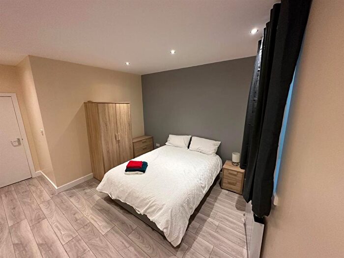 1 Bedroom Flat To Rent In Clayton Street, Newcastle Upon Tyne, NE1