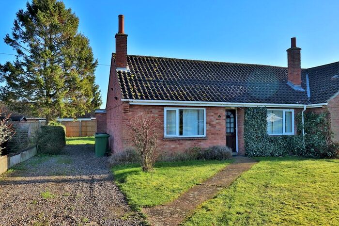 2 Bedroom Semi-Detached Bungalow To Rent In Manor Road, Long Stratton, NR15