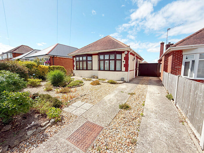 3 Bedroom Detached Bungalow For Sale In Brockley Road, Bournemouth, BH10