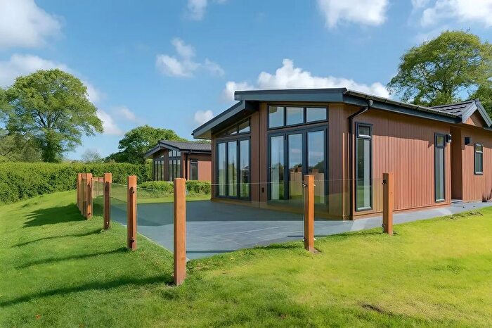 2 Bedroom Bungalow For Sale In Mill Lane, Berrynarbor, Ilfracombe, EX34