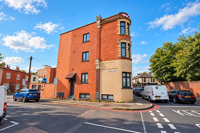 2 Bedroom Maisonette To Rent In Wilmot Road, Carshalton, SM5