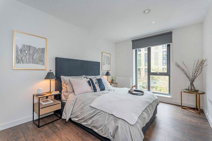 1 Bedroom Flat To Rent In Greenford Quay, Greenford, UB6