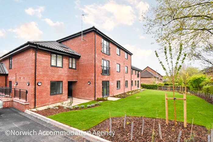 2 Bedroom Apartment To Rent In Cremorne Lane, Norwich, Norfolk, NR1