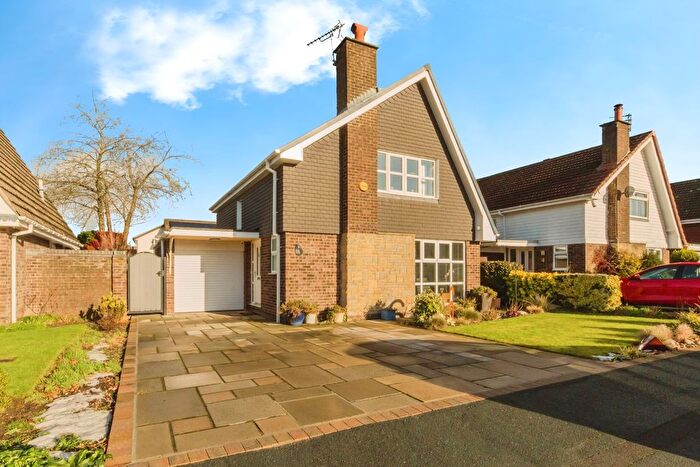 2 Bedroom Detached House For Sale In Venables Way, High Legh, Knutsford, Cheshire, WA16
