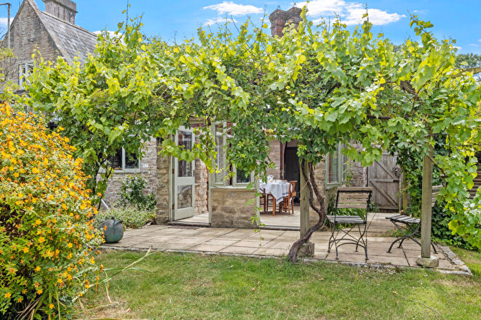 2 Bedroom Semi Detached House For Sale In Kingston, Wareham, Dorset, BH20