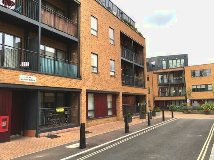 1 Bedroom Flat To Rent In Mildmay Avenue, London, N1