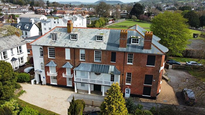 1 Bedroom Flat For Sale In Aurora, Barton Close, Sidmouth, EX10
