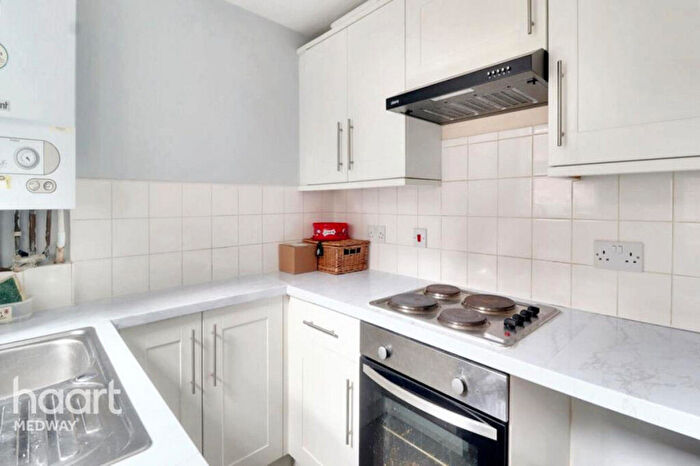 2 Bedroom Terraced House To Rent In Edward Street, Chatham, ME4