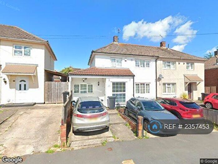 4 Bedroom Semi-Detached House To Rent In Keble Avenue, Bristol, BS13