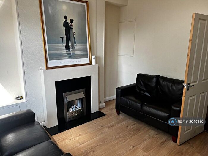 3 Bedroom Terraced House To Rent In Fisher Street, Nottingham, NG7