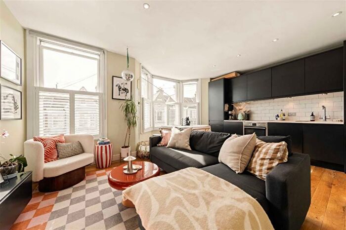 2 Bedroom Flat For Sale In Leander Road, Brixton, SW2