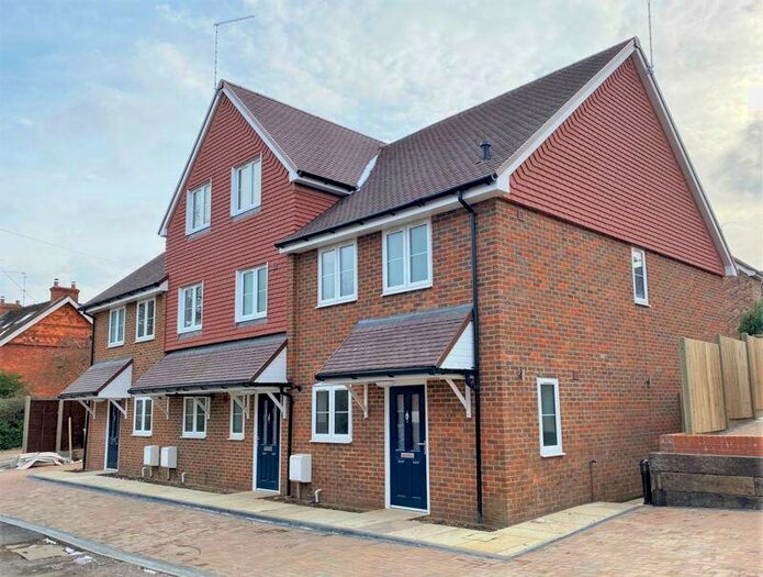5 Bedroom Terraced House To Rent In Andrews Lane, Southwater, Horsham, RH13