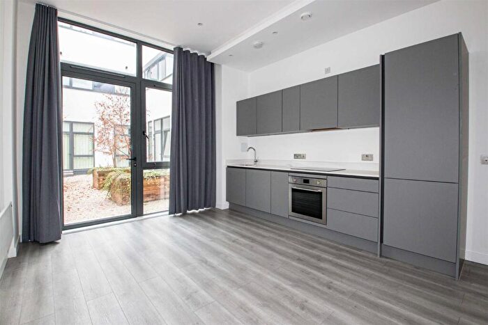 1 Bedroom Apartment To Rent In Capital Drive, Linford Wood, MK14