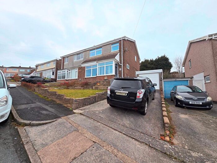 3 Bedroom Semi Detached House For Sale In Woodside Avenue, Bridgend, CF31