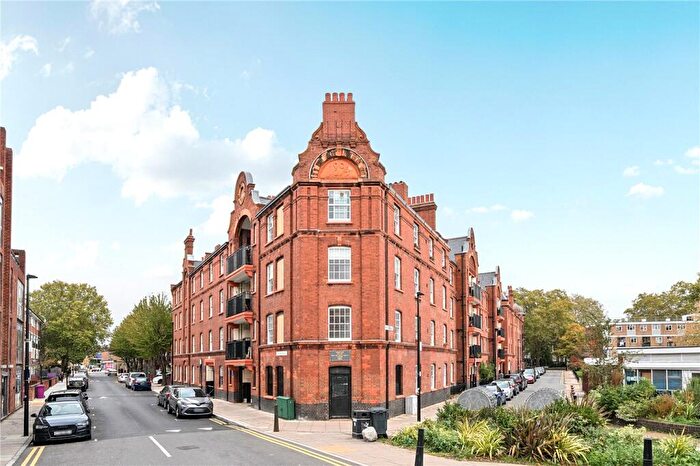 2 Bedroom Apartment For Sale In Hannibal Road, London, E1