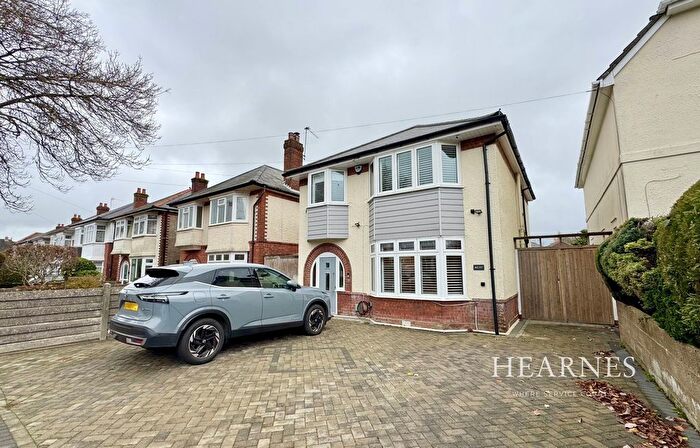 4 Bedroom Detached House For Sale In Norton Road, Bournemouth, BH9