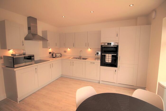 3 Bedroom Semi-Detached House To Rent In Albertine Gardens, Edwalton, Nottingham, NG12