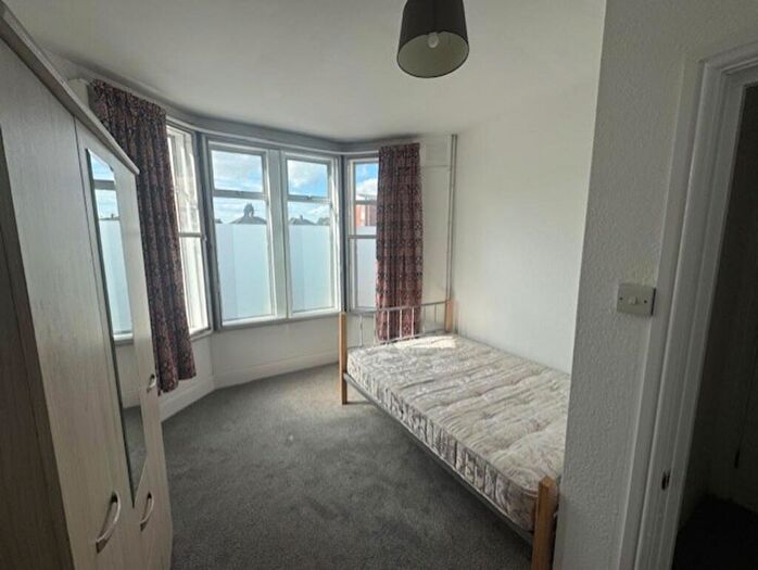 2 Bedroom Apartment To Rent In North Road, Cardiff, CF14