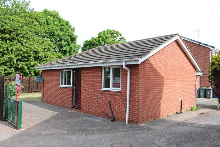 1 Bedroom Terraced Bungalow For Sale In Shenley Close, Doncaster, South Yorkshire, DN7