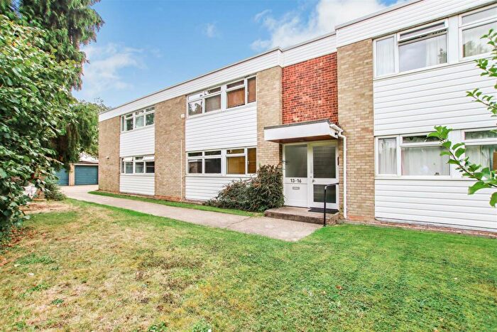 2 Bedroom Flat To Rent In Berrylands, Milton Road, Cambridge, CB4