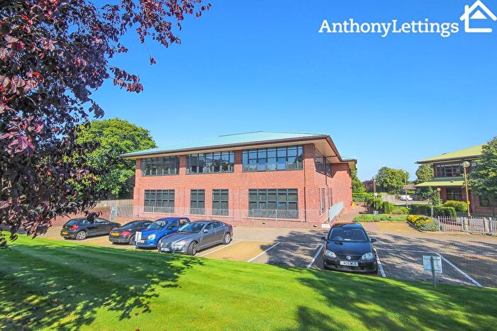 1 Bedroom Flat For Sale In Bellmont Lodge, The Mundells, Welwyn Garden City, AL7