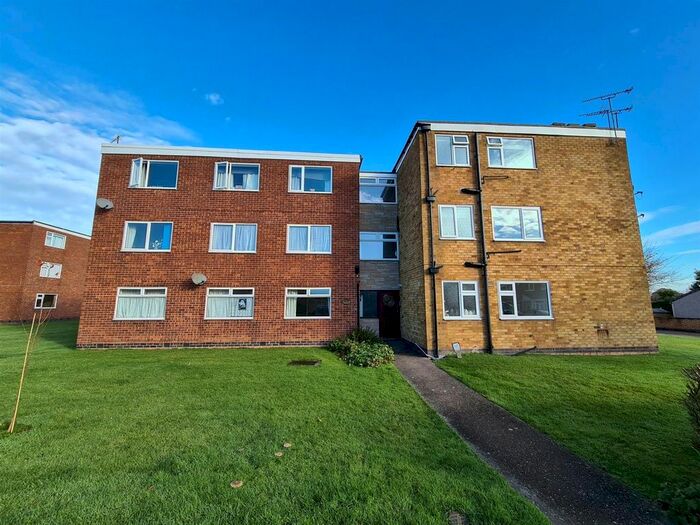 2 Bedroom Flat To Rent In Upper Eastern Green Lane, Coventry, CV5